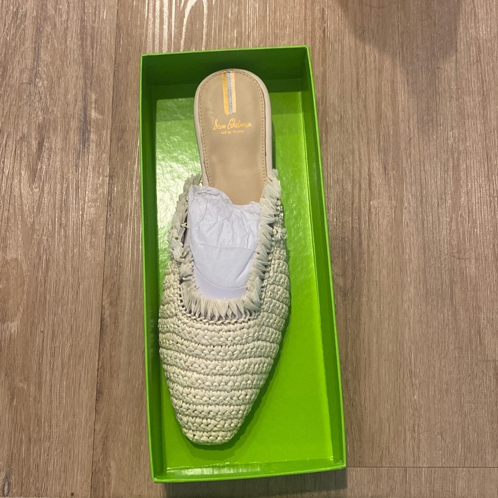 New never worn Sam Edelman Retta clog